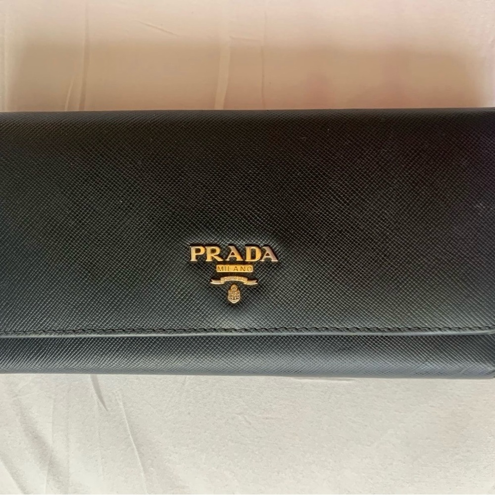 Prada Large Saffiano Leather Wallet USED